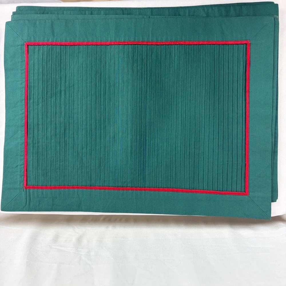 Set of 6 Forest Green Pleated Cotton Placemats with‎ Red Embroidered Trim Trim